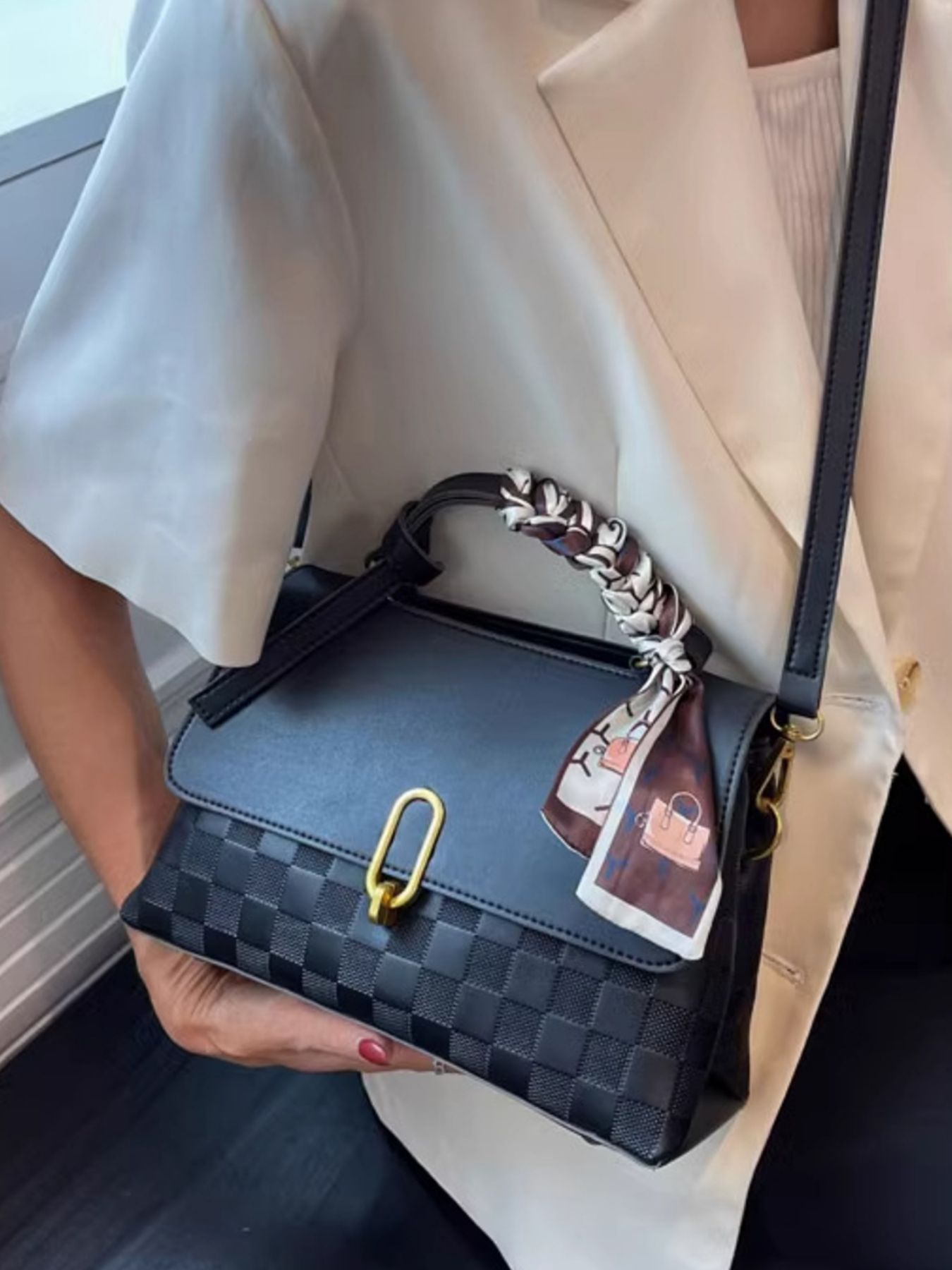 62878a4e-5651-458e-969c-179879fc0491-Max