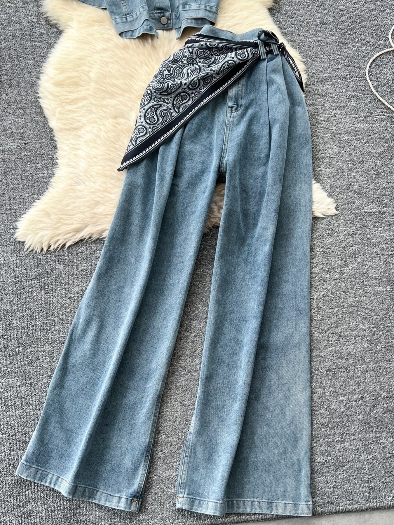 d4ca650558794257b95b7379a602d44b-Max